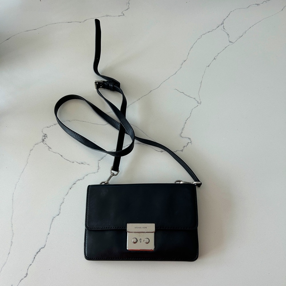 Michael Kors Leather Crossbody Bag
